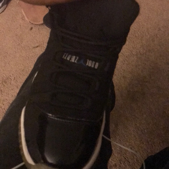 Jordan 11 space jams size 5 - Picture 2 of 5